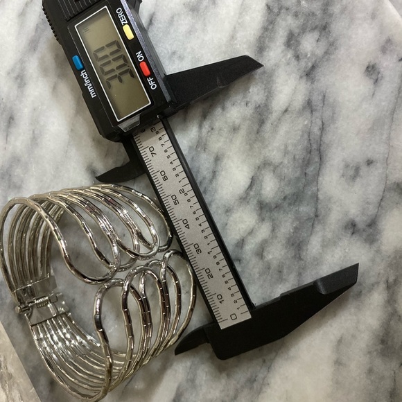 Silver Hinged Split 3-Loop Cuff - Picture 9 of 9